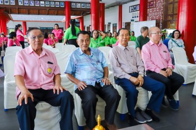 ทำบุญโรงเรียนวุฒิวิทยา 2