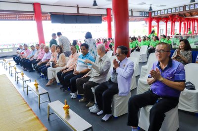 ทำบุญโรงเรียนวุฒิวิทยา 2