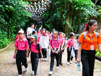 ทัศนศึกษาระดับประถมศึกษาปีที่ 1-6 ณ ซาฟารีเวิลด์