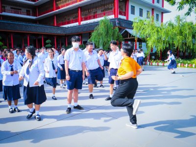 กิจกรรมออกกำลังกายยามเช้า โดยกลุ่มสาระการเรียนรู้สุขศึกษาและพลศึกษา 