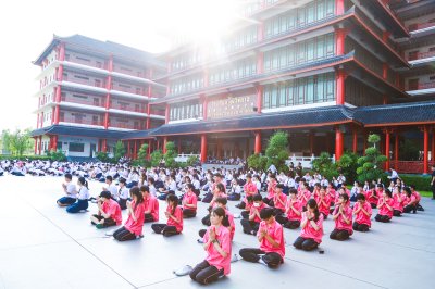 กิจกรรมสวดมนต์ประจำเดือนพฤษภาคม 