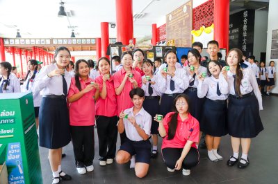 ผลิตภัณฑ์เครื่องดื่มรสช็อกโกแลตมอลต์ ตราไมโล ที่ร่วมสนับสนุน กิจกรรมส่งเสริมทักษะด้านกีฬากับโรงเรียน สำหรับเด็กอายุ 6–18 ปี