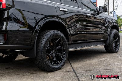 Ford Everest V-RACING VZ01 Gloss Black & Matt Black