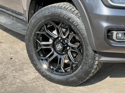 Ford Ranger Mohawk WP953 Gloss Black & Matt Black