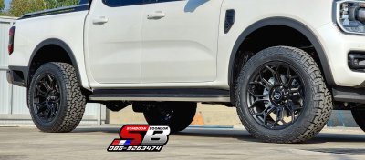 Ford Ranger Mohawk WP953 Gloss Black & Matt Black