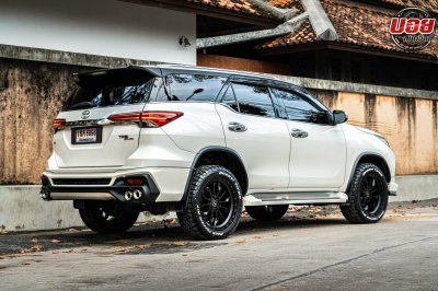 Toyota Fortuner MOHAWK VR01