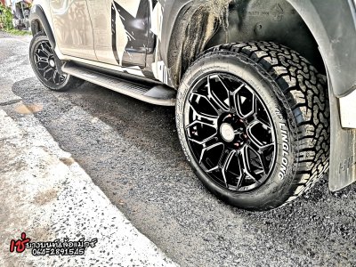 Toyota Revo Mohawk WP953 Gloss Black & Matt Black