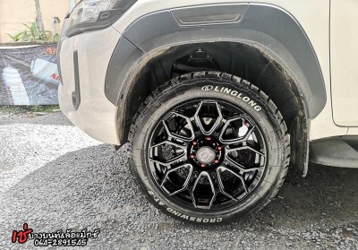 Toyota Revo Mohawk WP953 Gloss Black & Matt Black