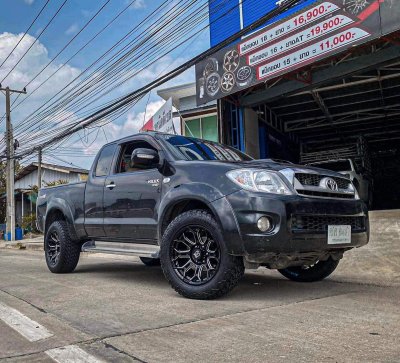 Toyota Revo Mohawk WP953 Gloss Black & Matt Black