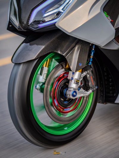 FORZA 350 GREY GREEN EDITION | จัดเต็มกับระบบเบรก SMRT 