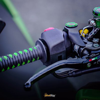 XMAX 300 GREEN EDITION | จัดเต็มกับระบบเบรก SMRT