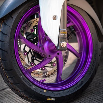 XMAX 300 WHITE PURPLE EDITION | งบ 75,XXX 