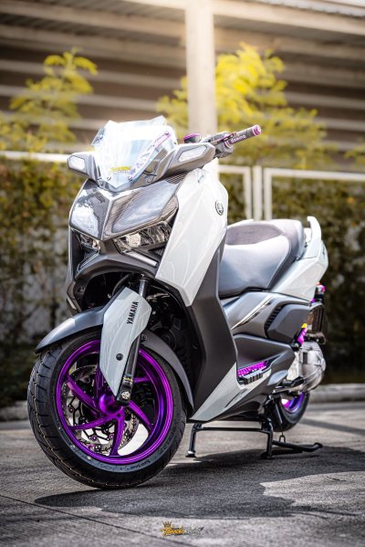 XMAX 300 WHITE PURPLE EDITION | งบ 75,XXX 