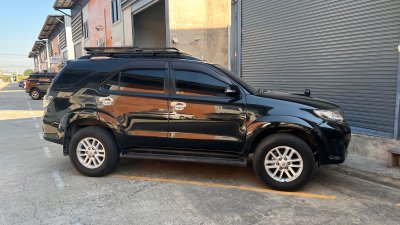 Toyota Fortuner Ex1 Size XL