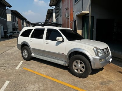 Isuzu Mu7 Ex1 Size L