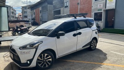 Toyota Sienta Ex1 Size L