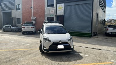 Toyota Sienta Ex1 Size L