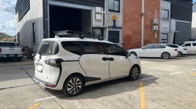 Toyota Sienta Ex1 Size L