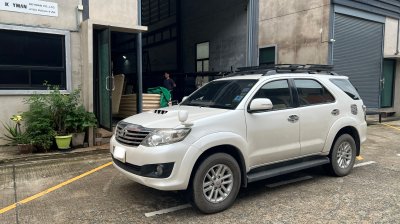 Toyota Fortuner Ex1 Size XL