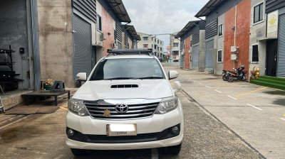 Toyota Fortuner Ex1 Size XL