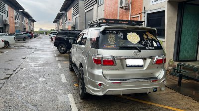 Toyota Fortuner Ex1 Size XL