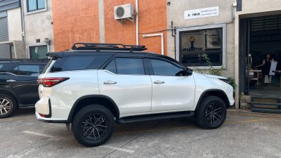 New Toyota Fortuner Ex1 Size XL