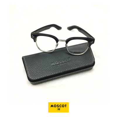 MOSCOT