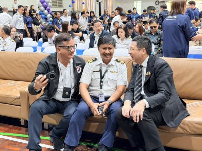 พิธีมอบทุนการศึกษานักเรียนพิเศษ มูลนิธิน่านฟ้าไทย