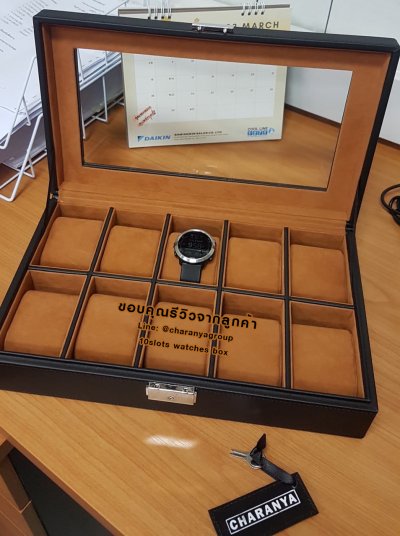 งานดี วัสดุดี เกรดพรีเมี่ยม สวยหรู ดูแพง หมอนนิ่มใส่นาฬิกาไซส์ใหญ่ได้ถึง 55มม. มีกุญแจล็อค มอบเป็นของขวัญได้ ของขวัญให้ผู้ชาย ของขวัญให้ลูกค้าวีไอพี ของขวัณวันเกิด  Line: @charanyagroup Tel: 093-6699642