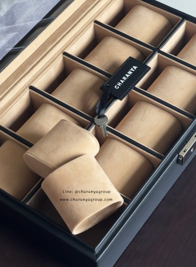 Watch Storage Box Organizer กล่องนาฬิกา 10 เรือน กล่องใส่นาฬิกาเรือนใหญ่ งานดี วัสดุดี เกรดพรีเมี่ยม สวยหรู ดูแพง หมอนนิ่มใส่นาฬิกาไซส์ใหญ่ได้ถึง 55มม. มีกุญแจล็อค หมอน 2in1 หมอนนาฬิกาสำหรับคนข้อมือเล็ก มอบเป็นของขวัญได้ ของขวัญให้ผู้ชาย ของขวัญให้ลูกค้า 