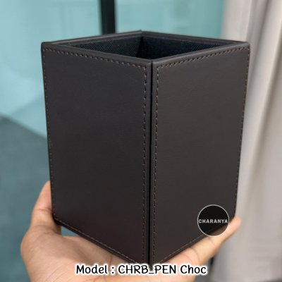 กล่องใส่รีโมท ใส่เครื่องเขียน กล่องใส่ปากกา กล่องจัดระเบียบ กล่องใส่ของบนโต๊ะทำงาน  กล่องหนัง Stationary Box