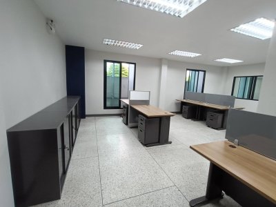 งานเฟอร์สำนักงาน 