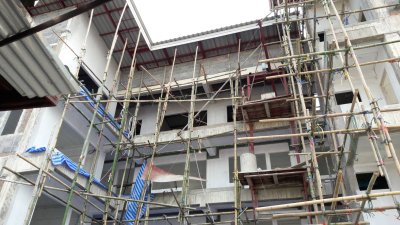 งานก่อสร้างอาคารพักอาศัย 4 ชั้น อุดมสุข