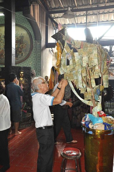 ทัวร์-ไหว้พระชลบุรี