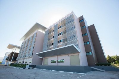 อาคารเทคโนโลยีการสื่อสาร เฉลิมพระเกียรติ มรภ.อุดรสามพร้าว