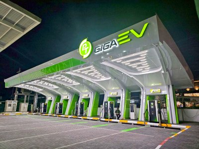 ปั้ม PT GIGA EV 