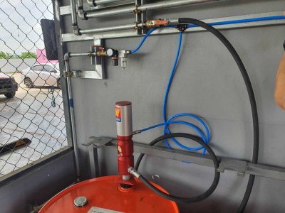 PIPE THREADING INSTALLATION FOR LINE LUBRICANT