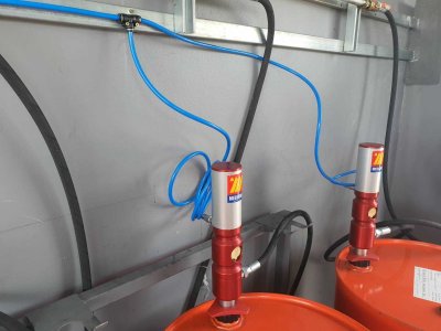 PIPE THREADING INSTALLATION FOR LINE LUBRICANT