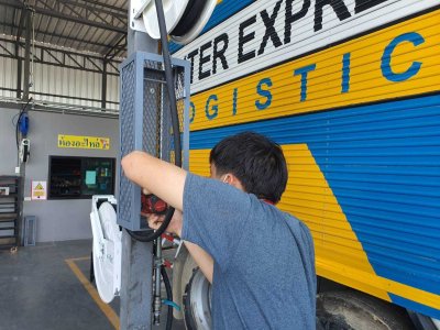 PIPE THREADING INSTALLATION FOR LINE LUBRICANT