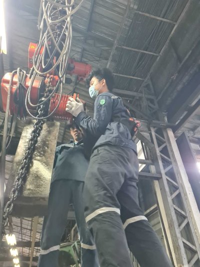 SERVICE AND MAINTENANCE CRANE 5 TONS