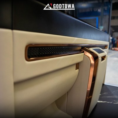 อัพเกรด ALPHARD X ให้สบายกว่าตัวท็อป