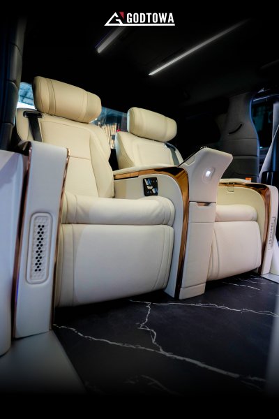 อัพเกรด ALPHARD X ให้สบายกว่าตัวท็อป