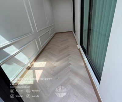 Elegance_5_5mm_สี_Light_Maple_บัวตัวจบ_029