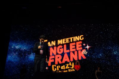 Long Frank Fan Meeting