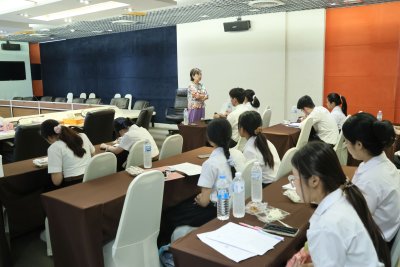 กิจกรรมก้าวสู่ครอบครัวทางสู่ฝัน สานสัมพันธ์นักศึกษาทุนรุ่น 14 