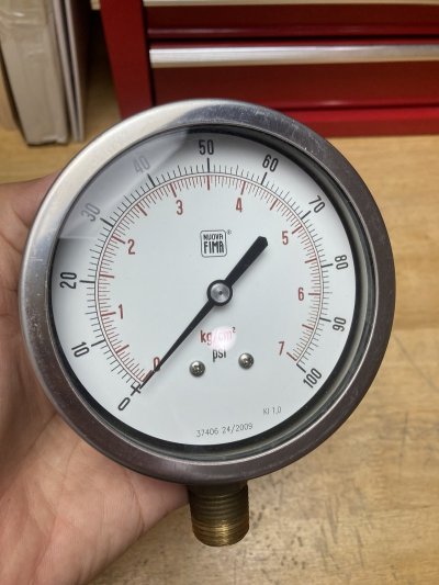 4 นิ้ว  0-100 psi 0-7 Bar เกลียวออกล่าง