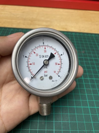 pressure gauge 0-4 bar เกลียวออกล่าง