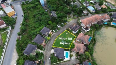 4 Land plot in Chalong (Woody)