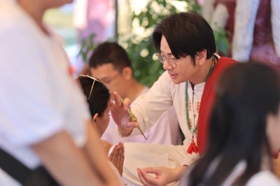ถวายงานครูบาอาจารย์