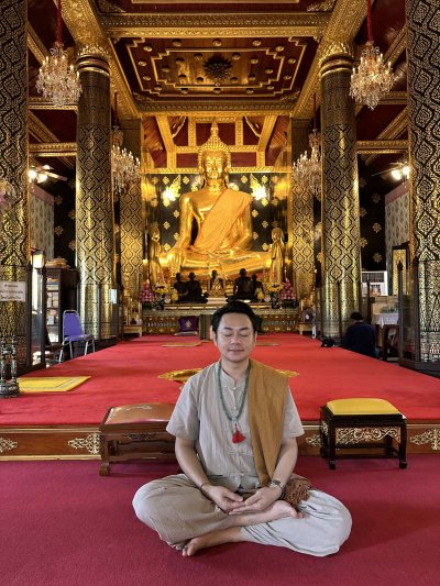 วิทยากรนำทริปเที่ยวทำบุญ
